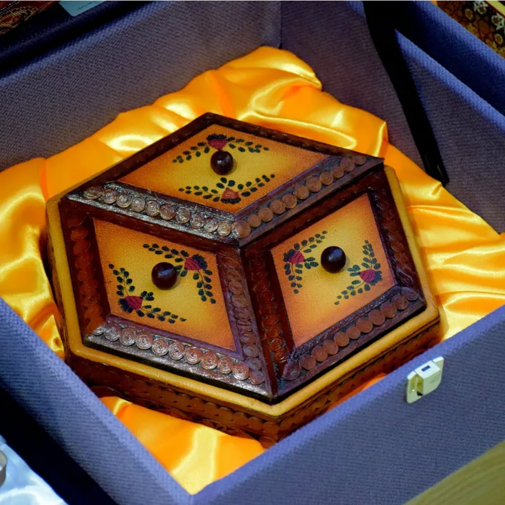 ارگانایزر چرمی پذیرایی