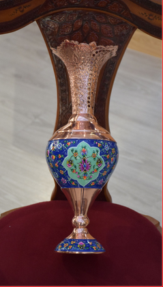 گلدان پایه‌دار اصفهان‌کاری